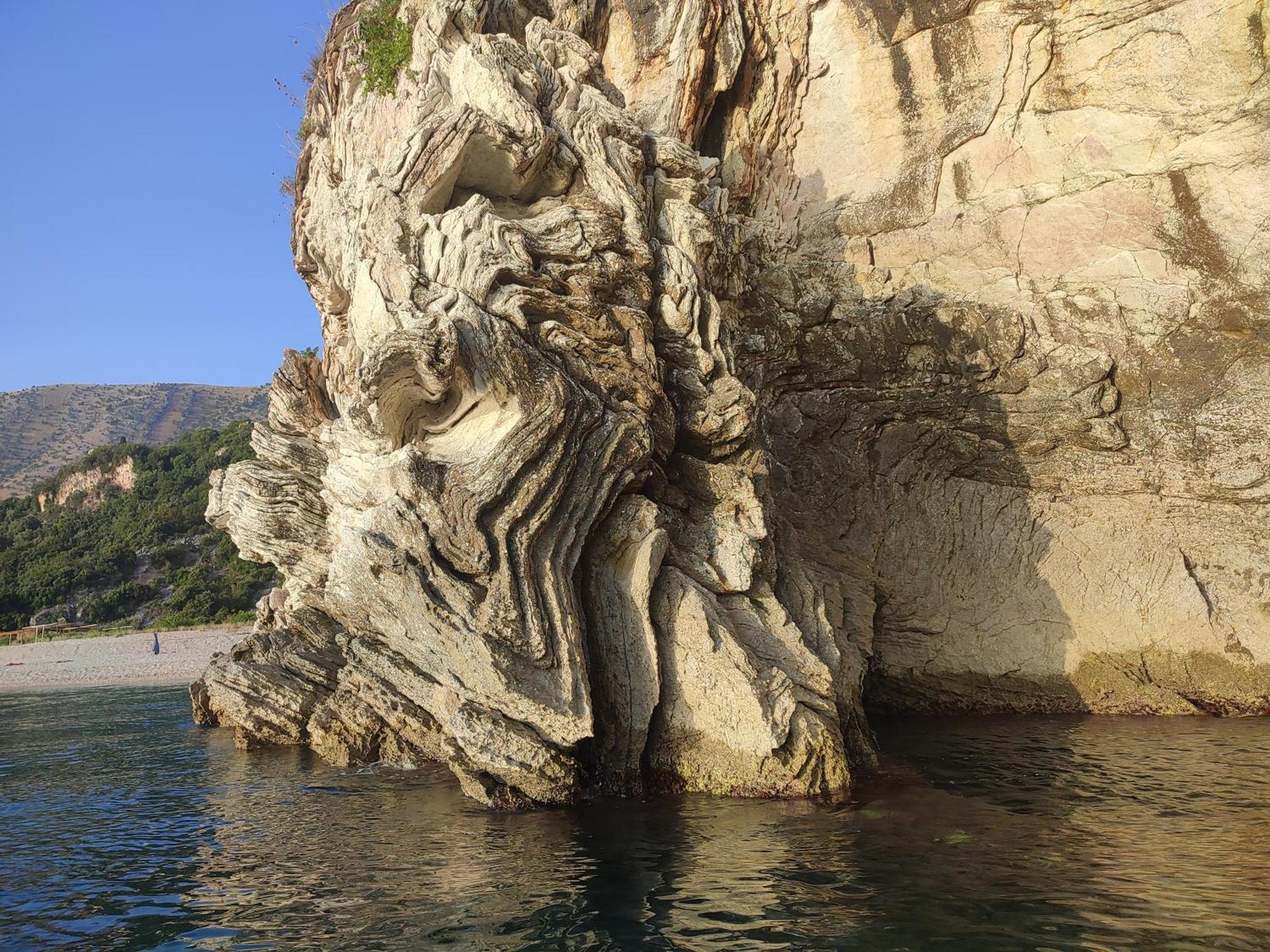 Lost Paradise Eco Camping Himare Exterior photo