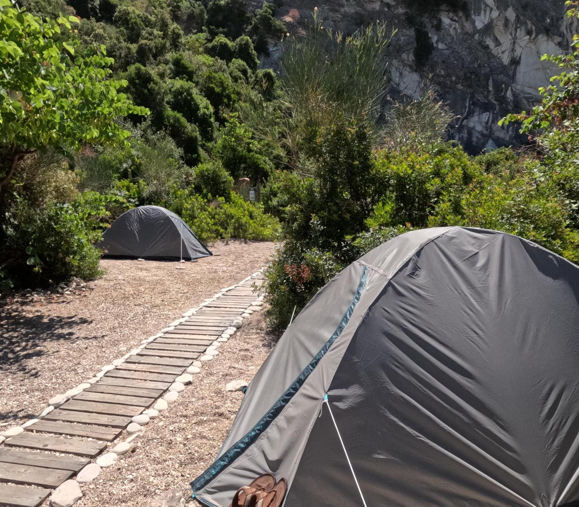Lost Paradise Eco Camping Himare Exterior photo