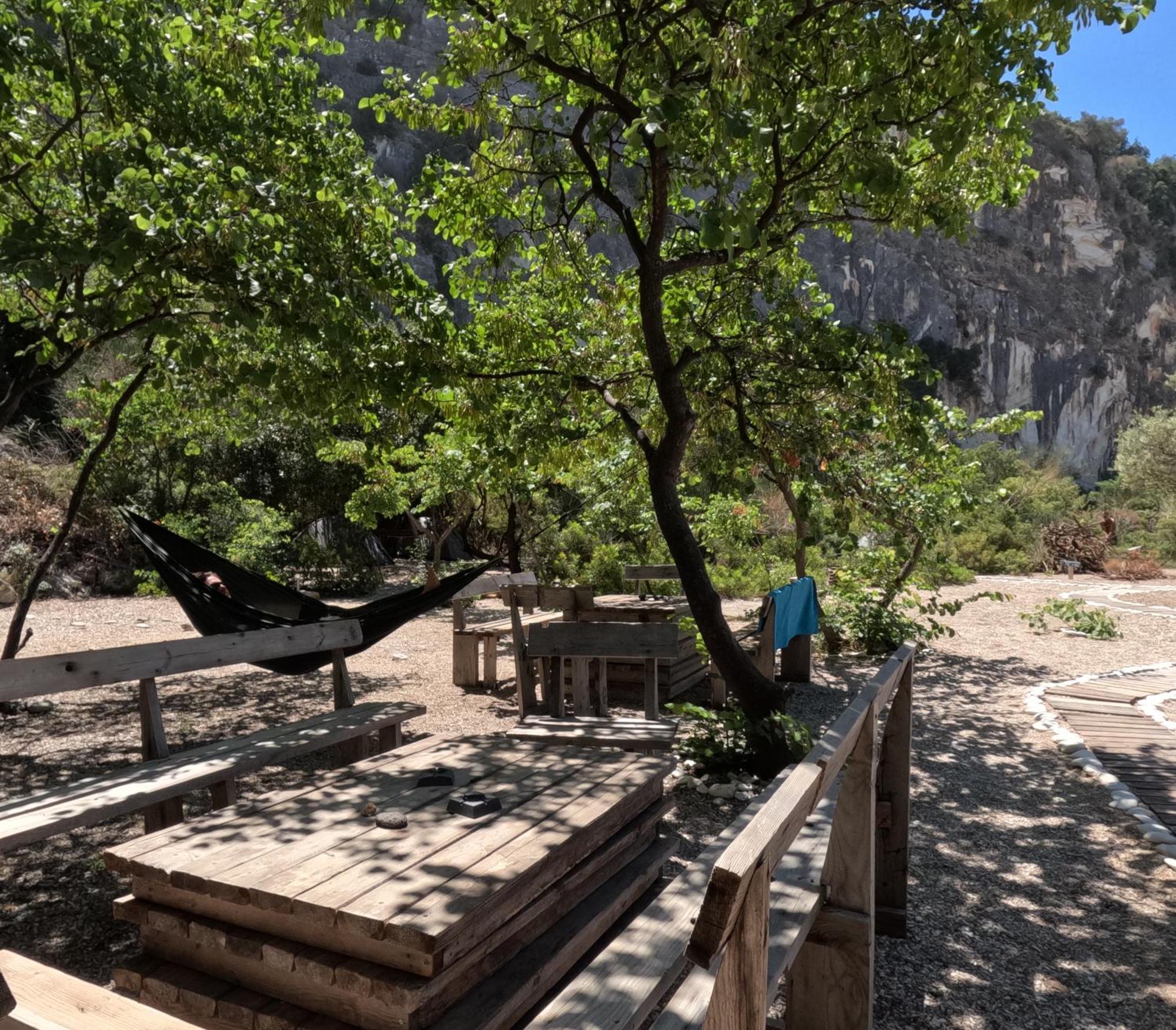 Lost Paradise Eco Camping Himare Exterior photo