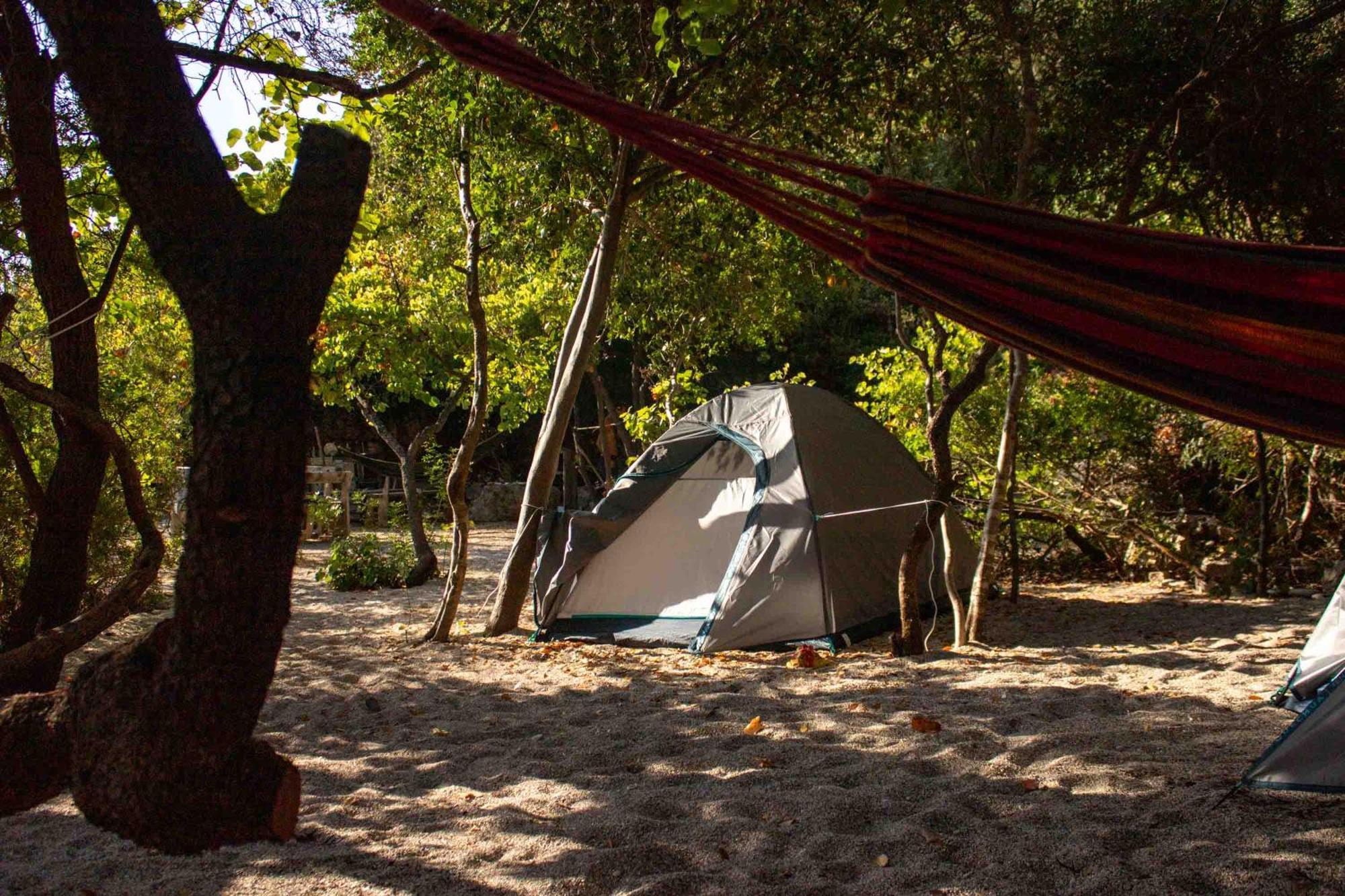 Lost Paradise Eco Camping Himare Exterior photo